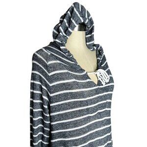 Sonoma Sweater Womens Size M Grey White Striped Hooded Soft
